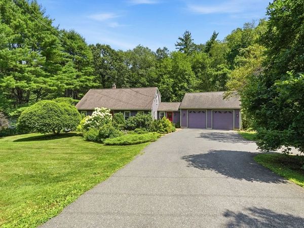 590 Middle St., Amherst, MA 01002