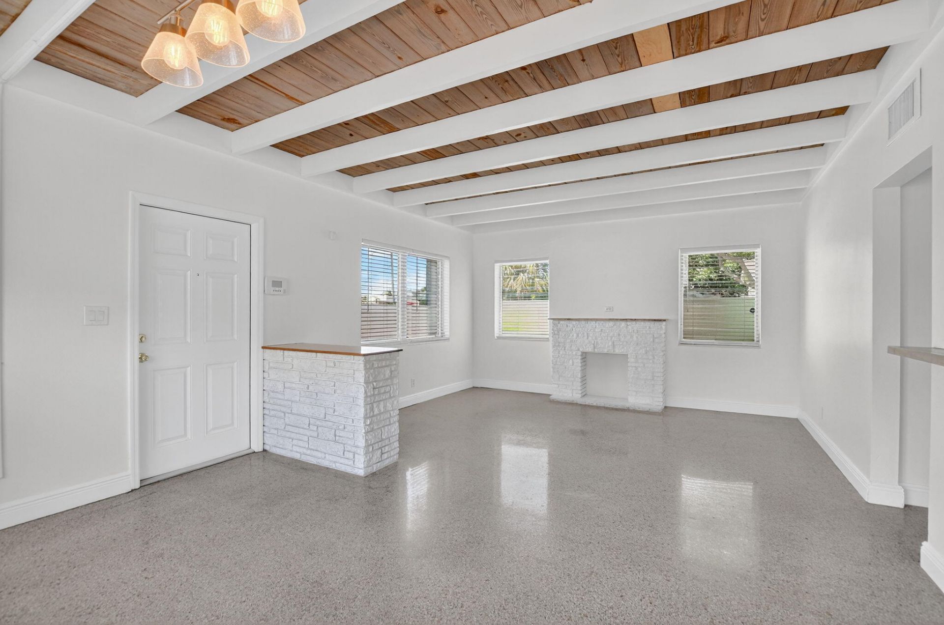 910 SE 3rd Street, Boynton Beach, FL 33435 Photo