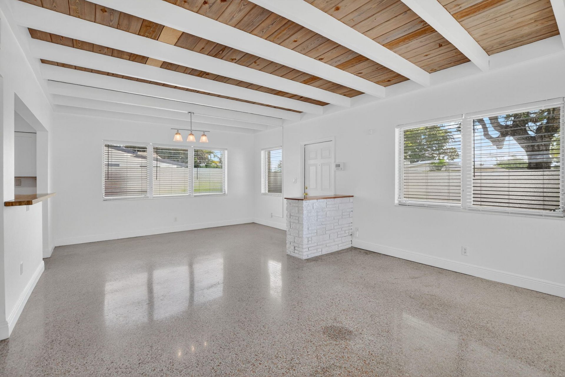 910 SE 3rd Street, Boynton Beach, FL 33435 Photo