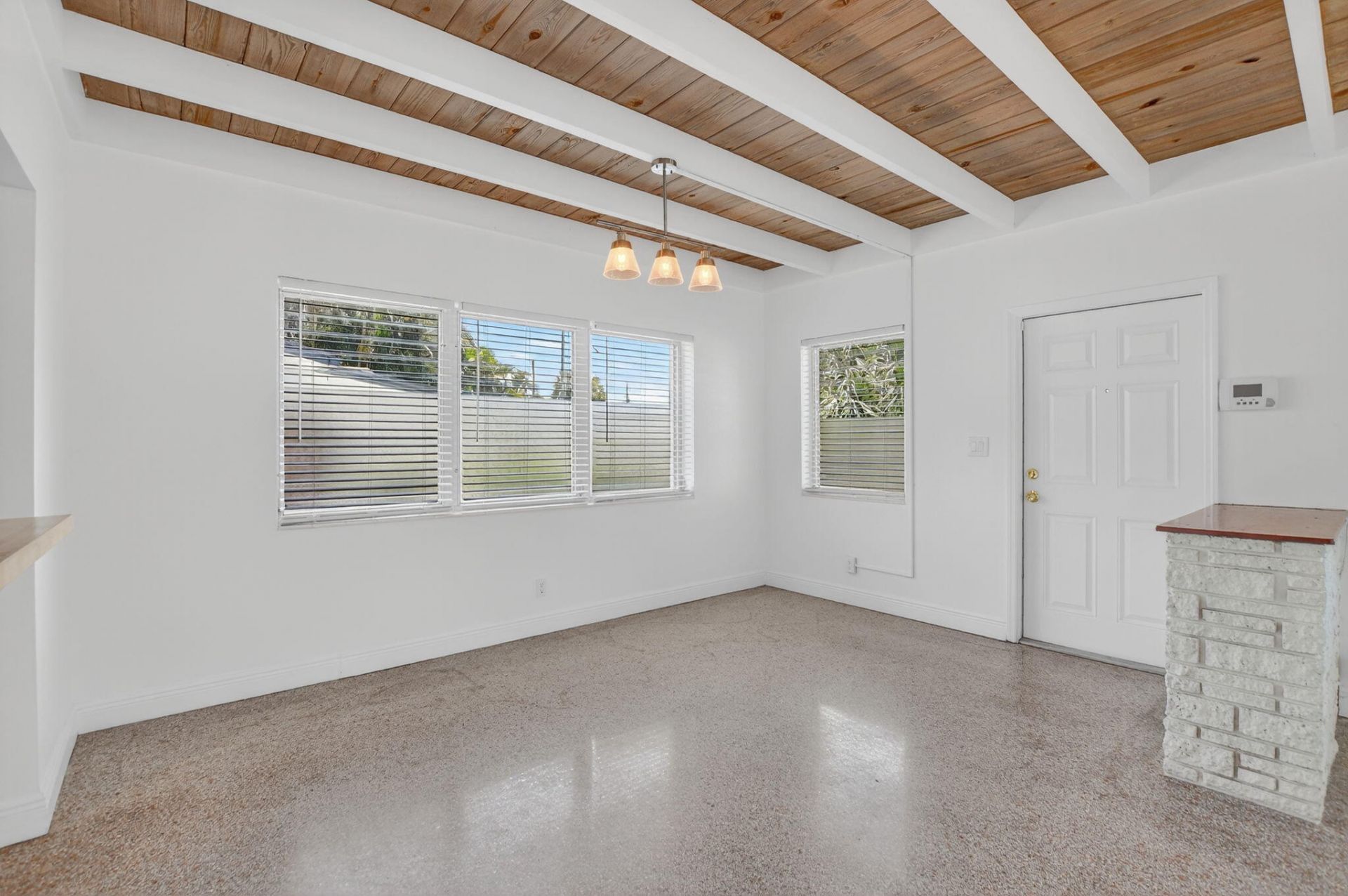910 SE 3rd Street, Boynton Beach, FL 33435 Photo