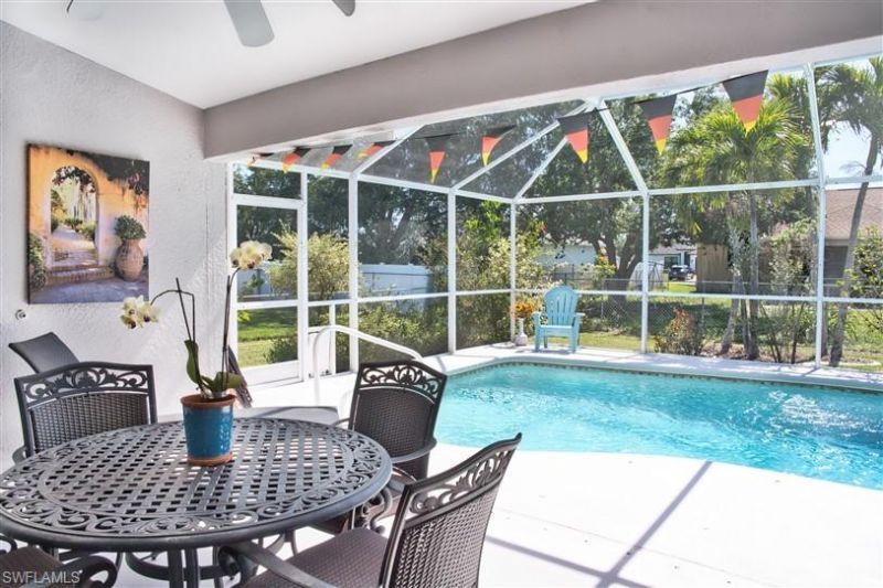 818 SW 11th Ave , Cape Coral, FL 33991 Photo