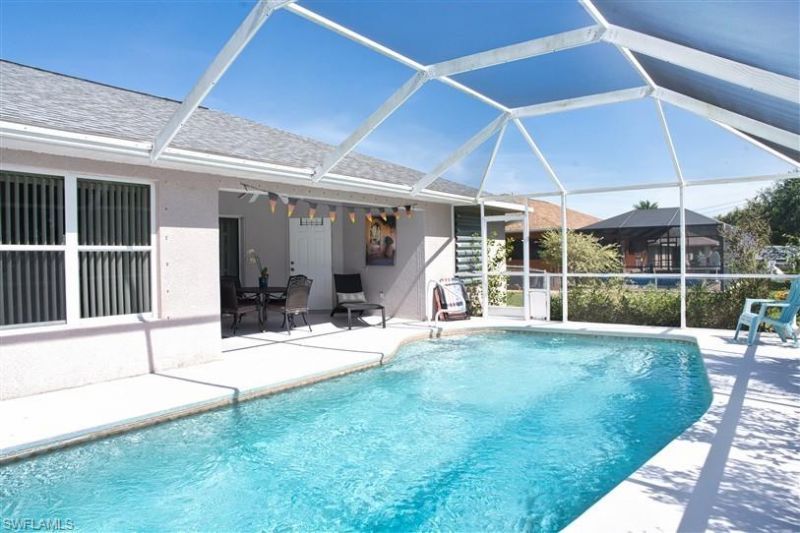 818 SW 11th Ave , Cape Coral, FL 33991 Photo