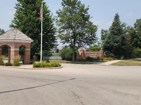 Main Photo