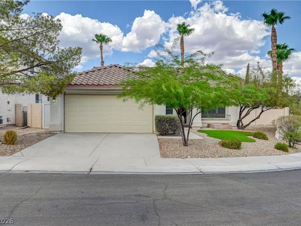 1717 Royal Canyon Drive , Las Vegas, NV 89128