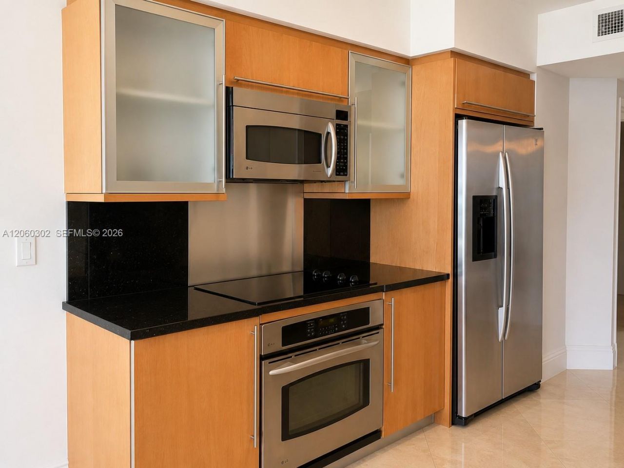 6365 Collins Ave, Unit 802, Miami Beach, FL 33141 Photo