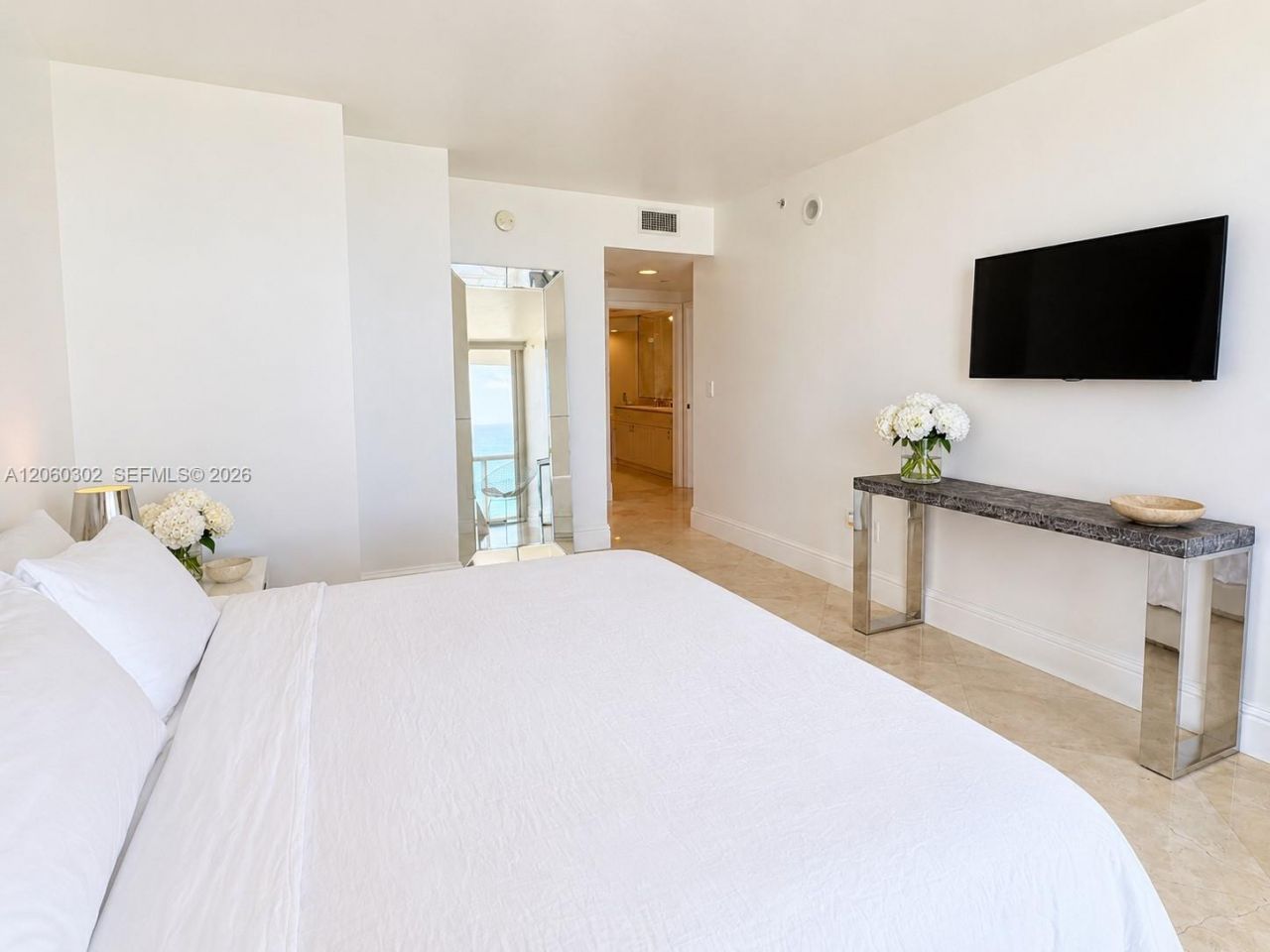 6365 Collins Ave, Unit 802, Miami Beach, FL 33141 Photo