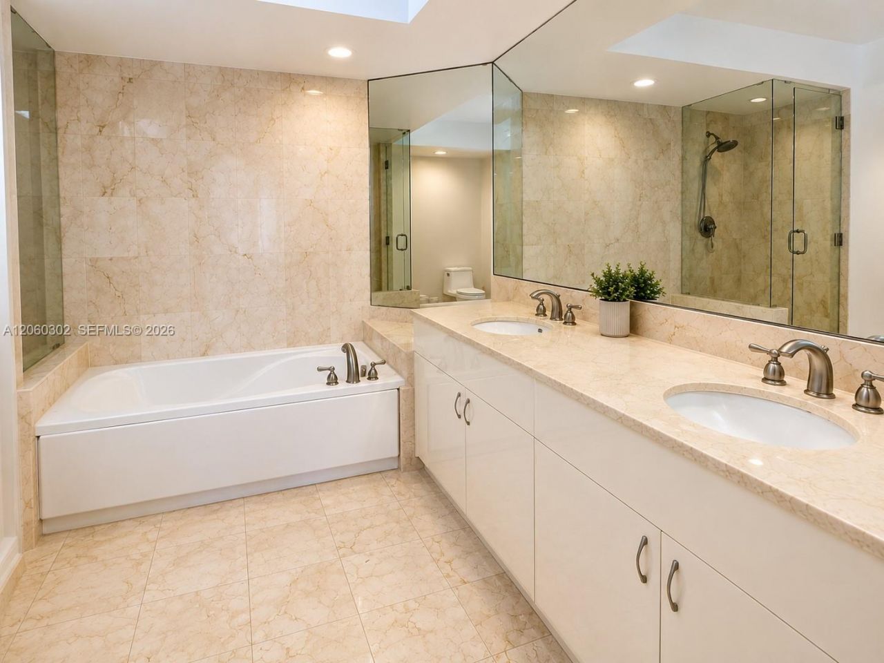 6365 Collins Ave, Unit 802, Miami Beach, FL 33141 Photo