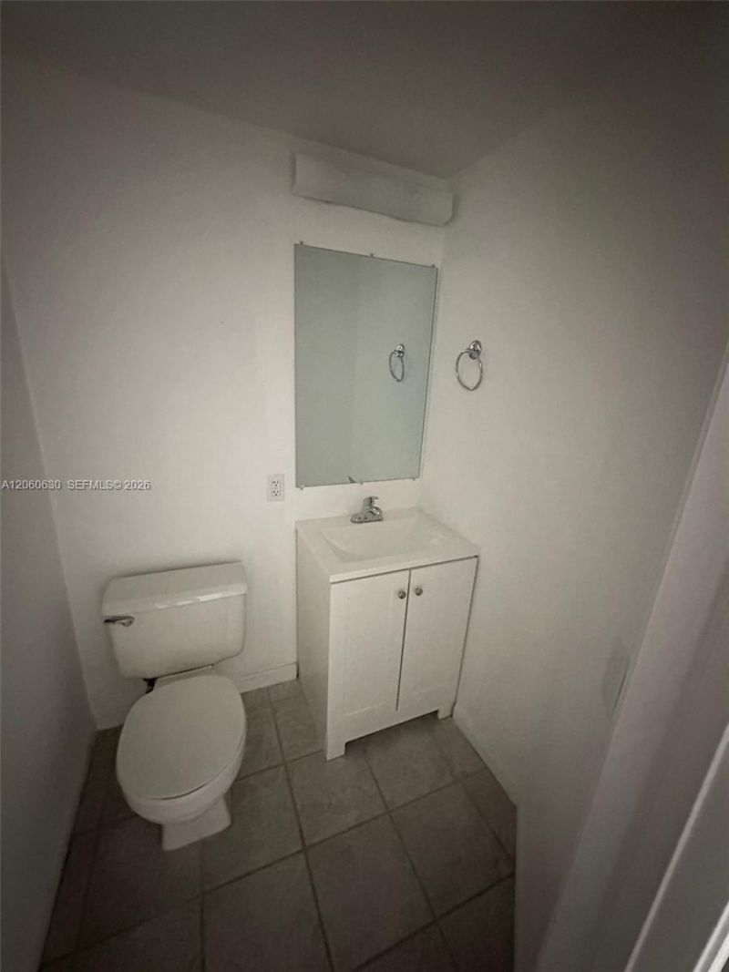 701 Brickell Key Blvd , Unit 1808, Miami, FL 33131 Photo