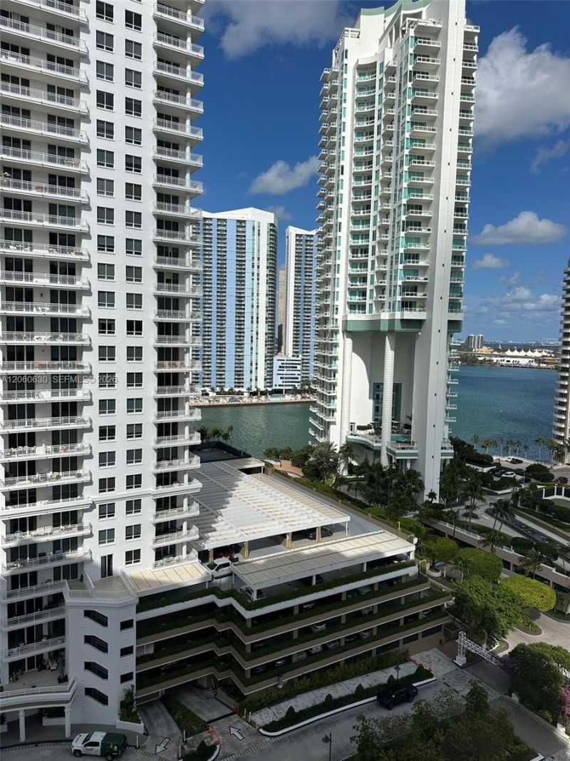 701 Brickell Key Blvd , Unit 1808, Miami, FL 33131 Photo