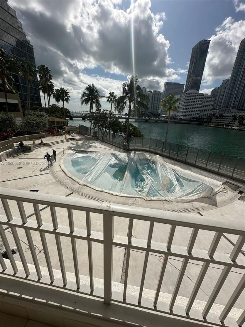 701 Brickell Key Blvd , Unit 1808, Miami, FL 33131 Photo