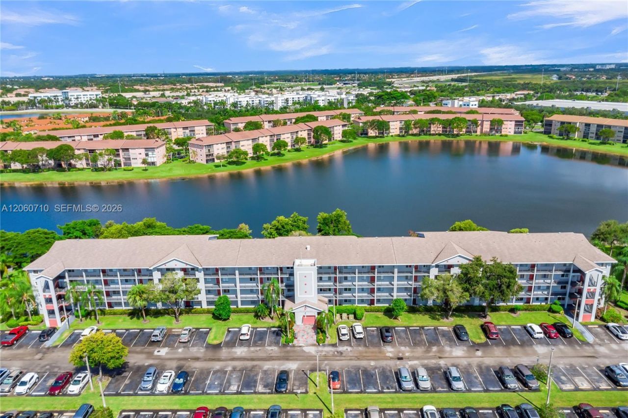 750 SW 138th Ave, Unit 304F, Pembroke Pines, FL 33027 Photo