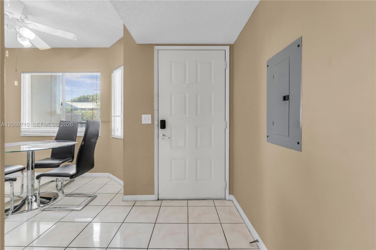 750 SW 138th Ave, Unit 304F, Pembroke Pines, FL 33027 Photo