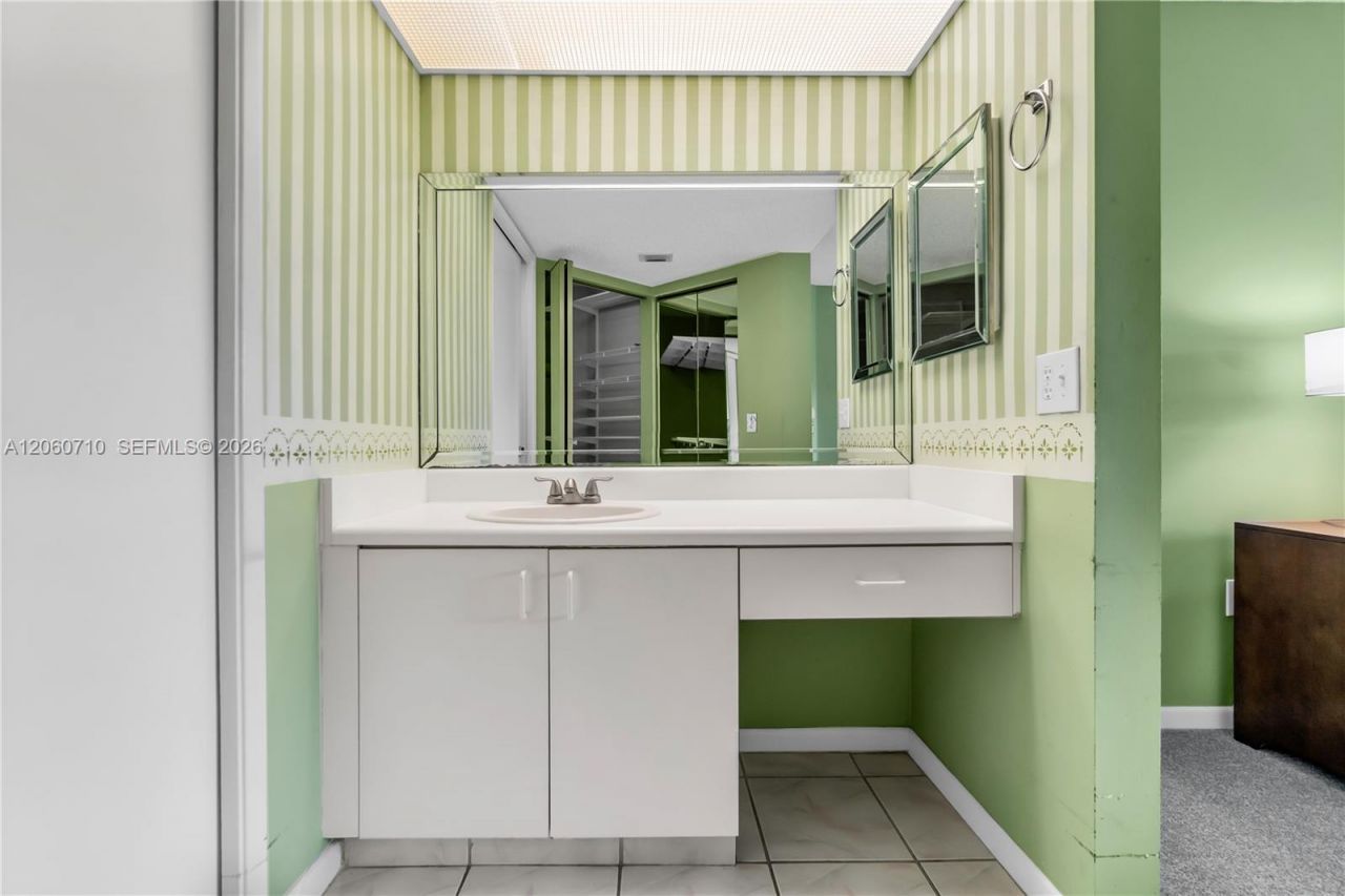 750 SW 138th Ave, Unit 304F, Pembroke Pines, FL 33027 Photo