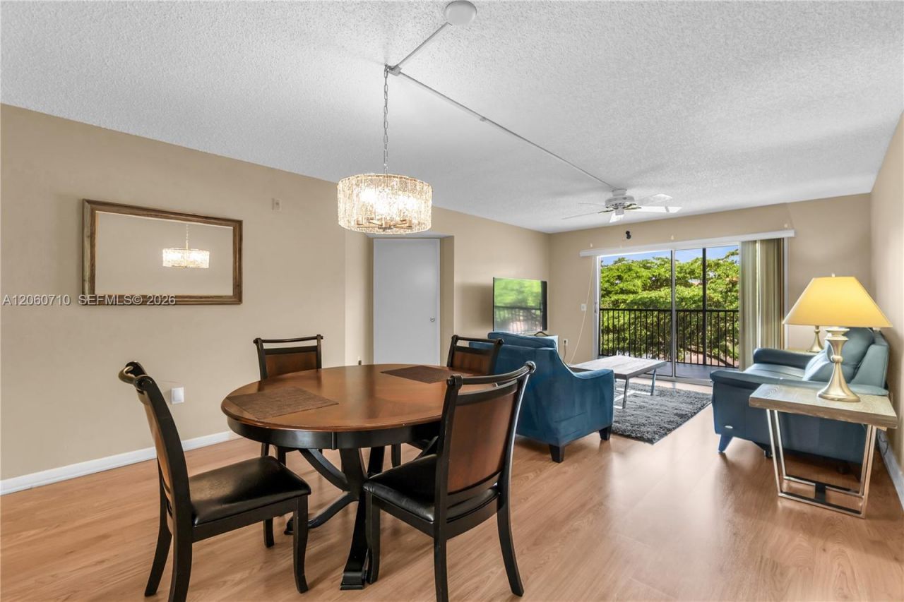 750 SW 138th Ave, Unit 304F, Pembroke Pines, FL 33027 Photo