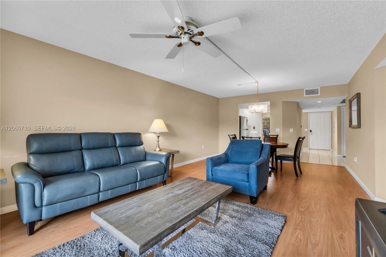 750 SW 138th Ave, Unit 304F, Pembroke Pines, FL 33027 Photo