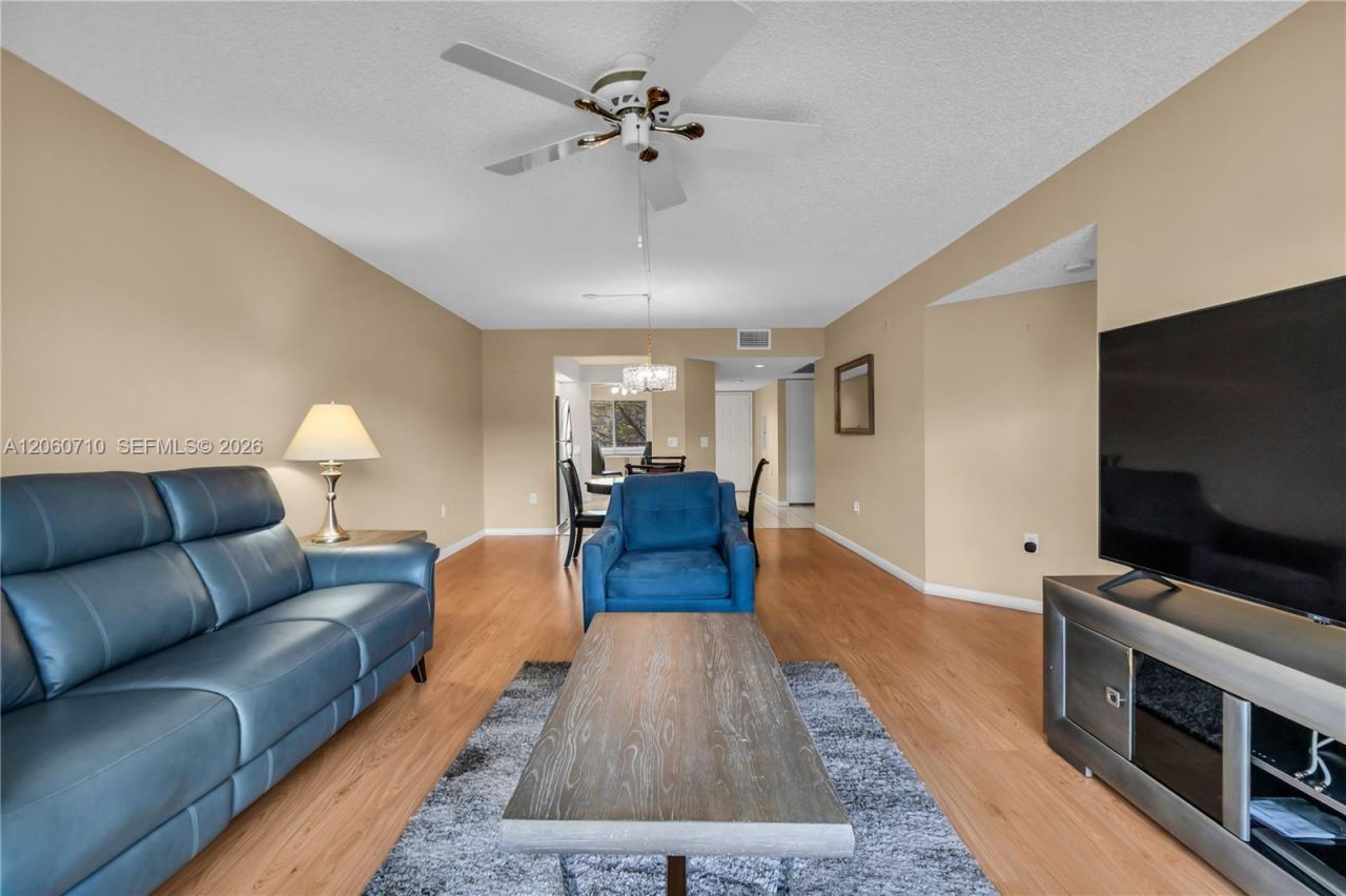 750 SW 138th Ave, Unit 304F, Pembroke Pines, FL 33027 Photo