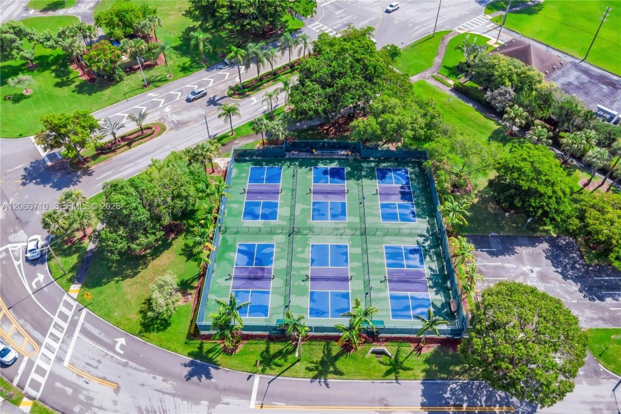 750 SW 138th Ave, Unit 304F, Pembroke Pines, FL 33027 Photo