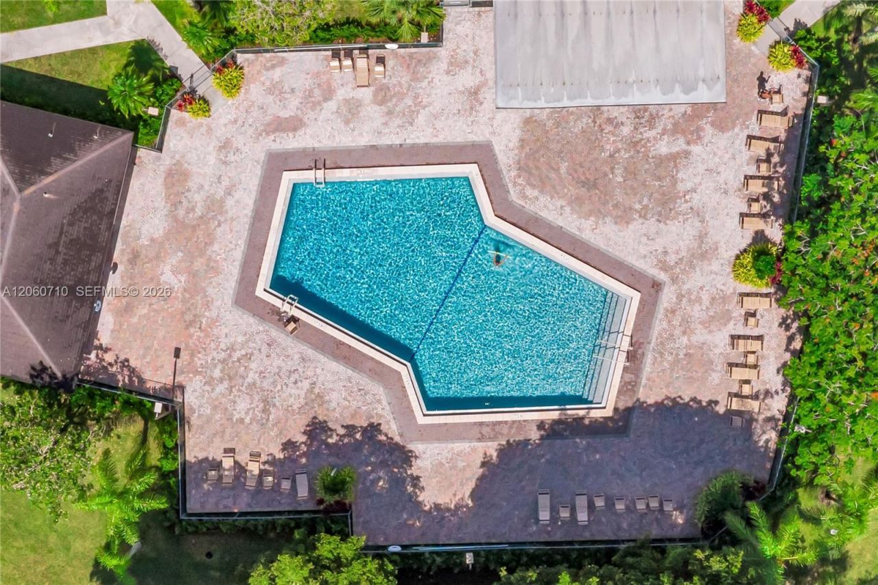 750 SW 138th Ave, Unit 304F, Pembroke Pines, FL 33027 Photo