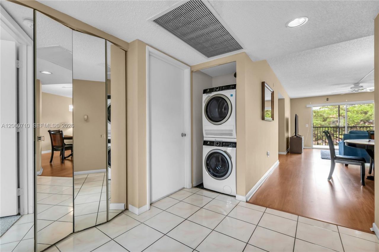 750 SW 138th Ave, Unit 304F, Pembroke Pines, FL 33027 Photo
