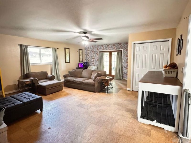 401 Kerry Street, Trenton, OH 45067 Photo 2