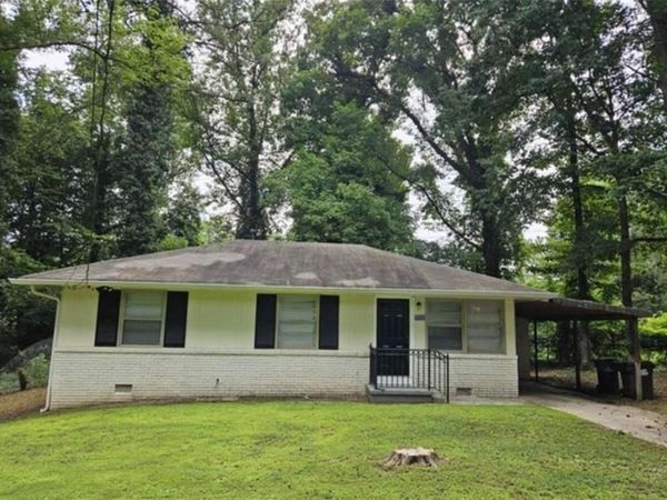 3069 McKenzie Road , East Point, GA 30344