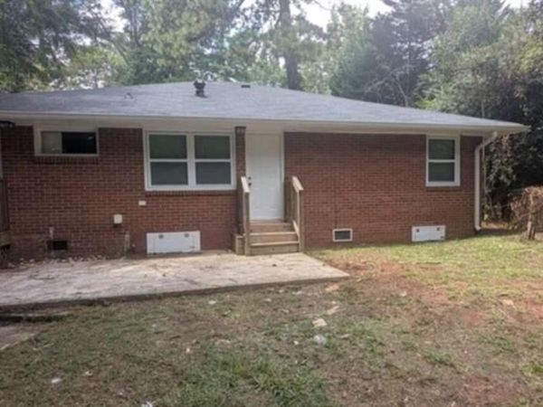 336 Laurel Lane , Stockbridge, GA 30281