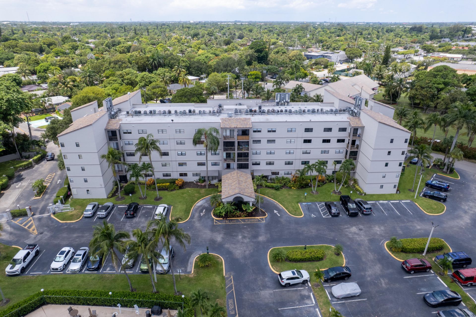 701 NW 19th Street, Unit 306, Fort Lauderdale, FL 33311 Photo