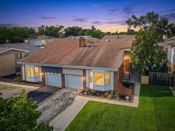 1132 Brighton Place, Glen Ellyn, IL 60137