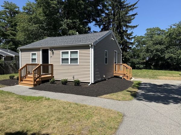 19 Birch Terrace, Unit 1, Carver, MA 02330