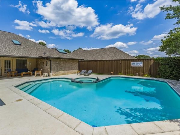 6306 Oakleaf Road , Dallas, TX 75248