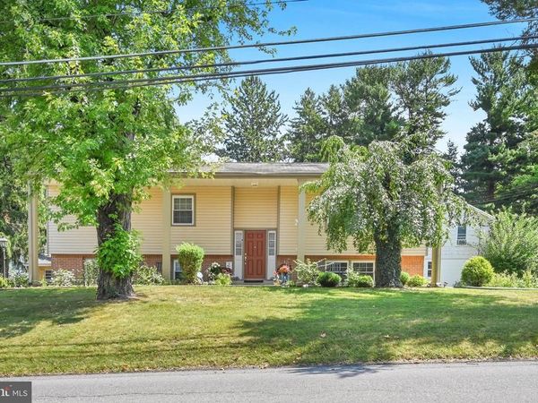 17 FURNACE ROAD, WERNERSVILLE, PA 19565