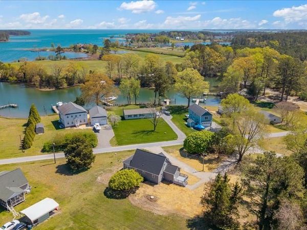 349 Peach Tree Lane, WHITE STONE, VA 22578