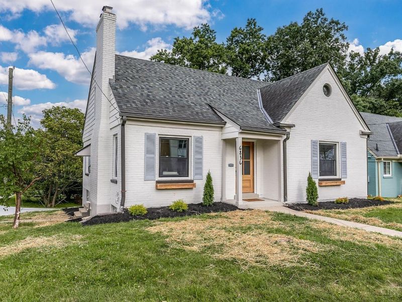 6836 Stewart Road, Columbia Twp, OH 45236 Photo 2