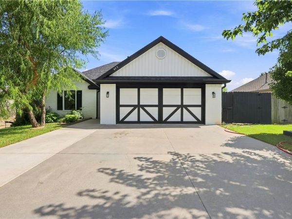 405 Lucian Lane, Springdale, AR 72764
