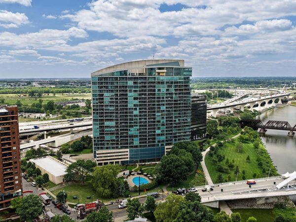 1 Miranova Place , Unit 1130, Columbus, OH 43215