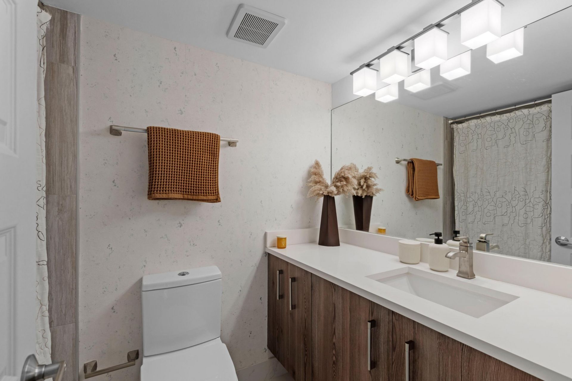 1361 S Ocean Boulevard, Unit 407, Pompano Beach, FL 33062 Photo