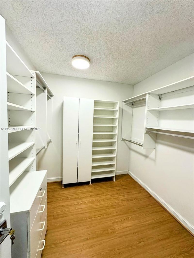 8855 Collins Ave , Unit 8A, Surfside, FL 33154 Photo