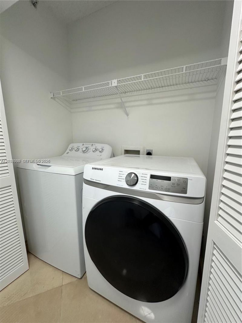 8855 Collins Ave , Unit 8A, Surfside, FL 33154 Photo
