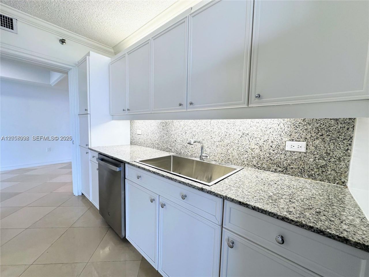 8855 Collins Ave , Unit 8A, Surfside, FL 33154 Photo