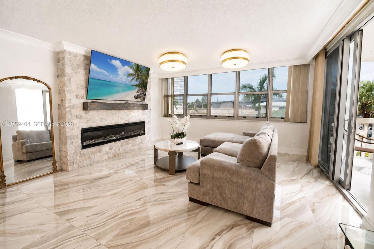 1817 S Ocean Dr, Unit 215, Hallandale Beach, FL 33009 Photo