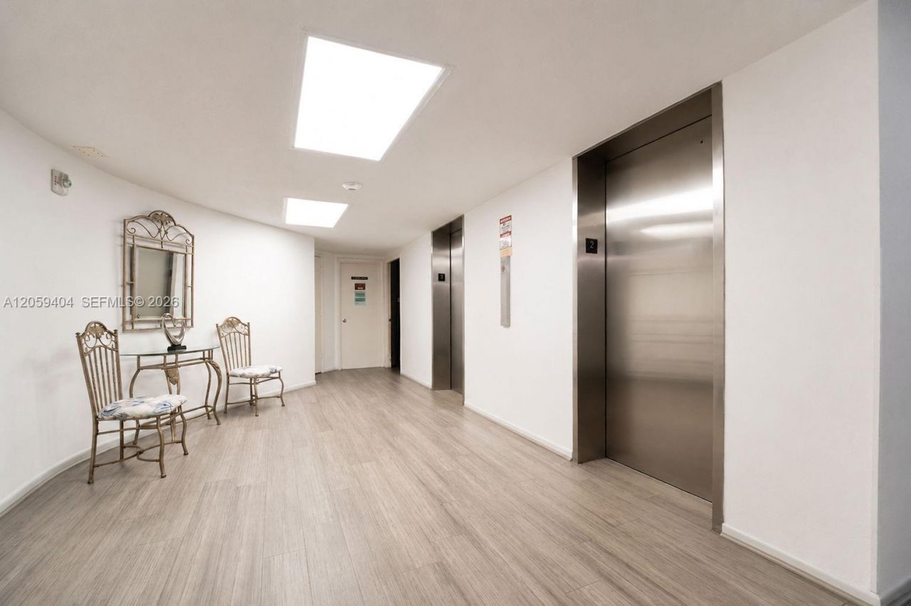 1817 S Ocean Dr, Unit 215, Hallandale Beach, FL 33009 Photo