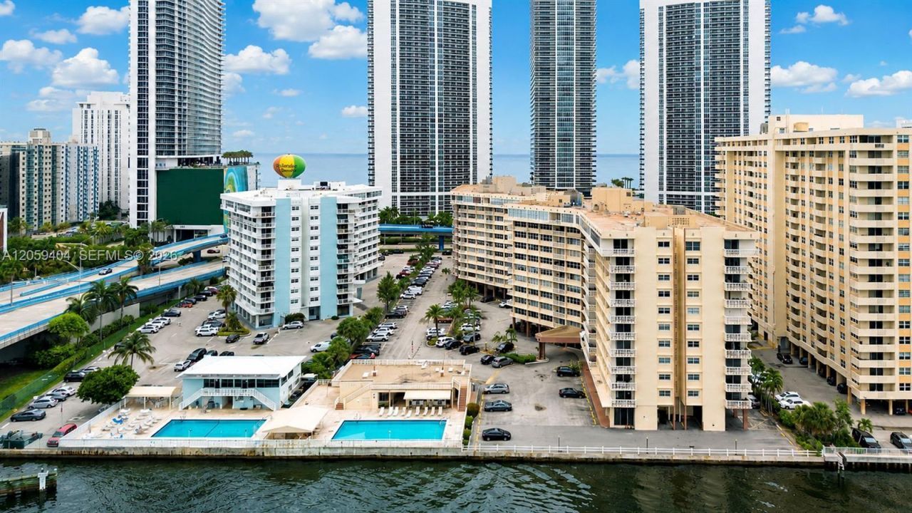 1817 S Ocean Dr, Unit 215, Hallandale Beach, FL 33009 Photo