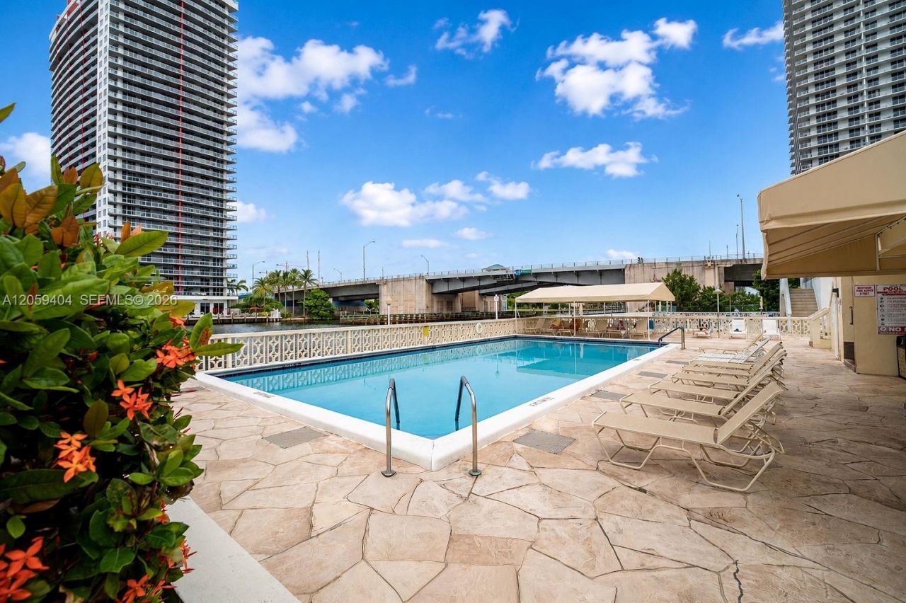 1817 S Ocean Dr, Unit 215, Hallandale Beach, FL 33009 Photo