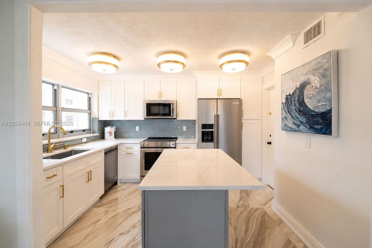 1817 S Ocean Dr, Unit 215, Hallandale Beach, FL 33009 Photo