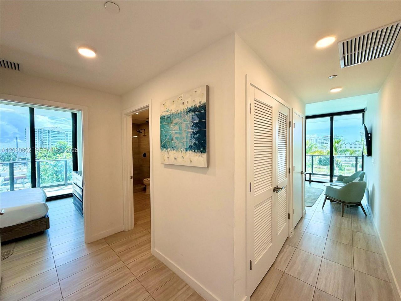 580 72nd St, Unit 602, Miami Beach, FL 33141 Photo