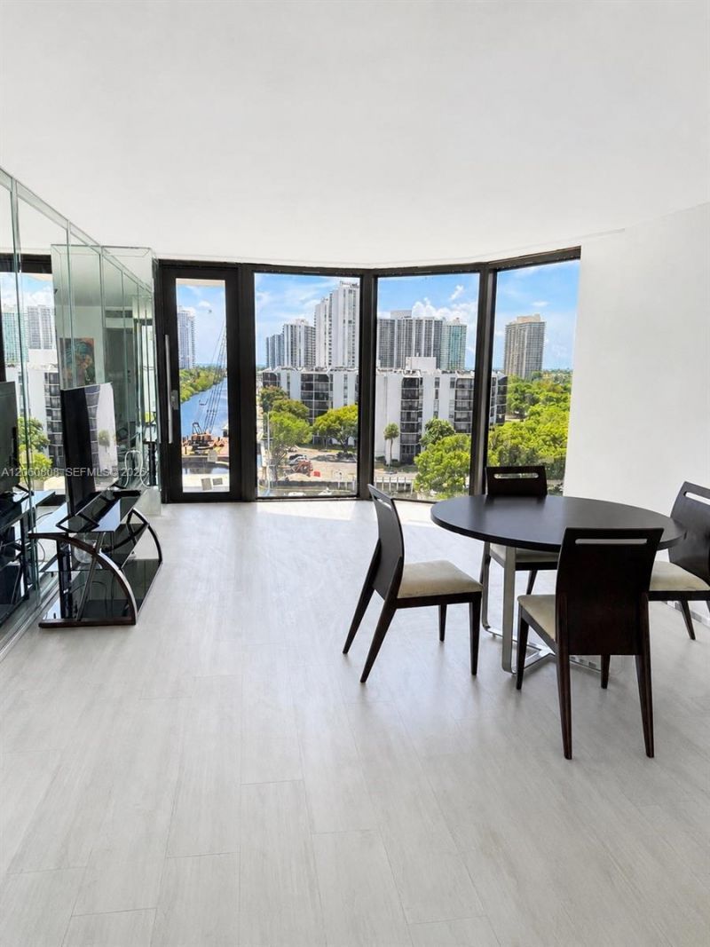 3375 N Country Club Dr, Unit 803, Aventura, FL 33180 Photo
