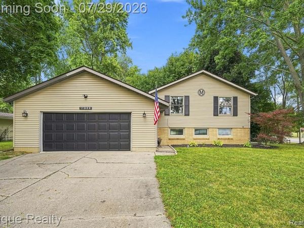 11869 Terrace Drive, Grand Blanc, MI 48439