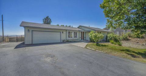 2440 Seneca Drive, Reno, NV 89506 Photo