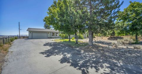 2440 Seneca Drive, Reno, NV 89506 Photo