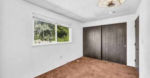2440 Seneca Drive, Reno, NV 89506 Photo